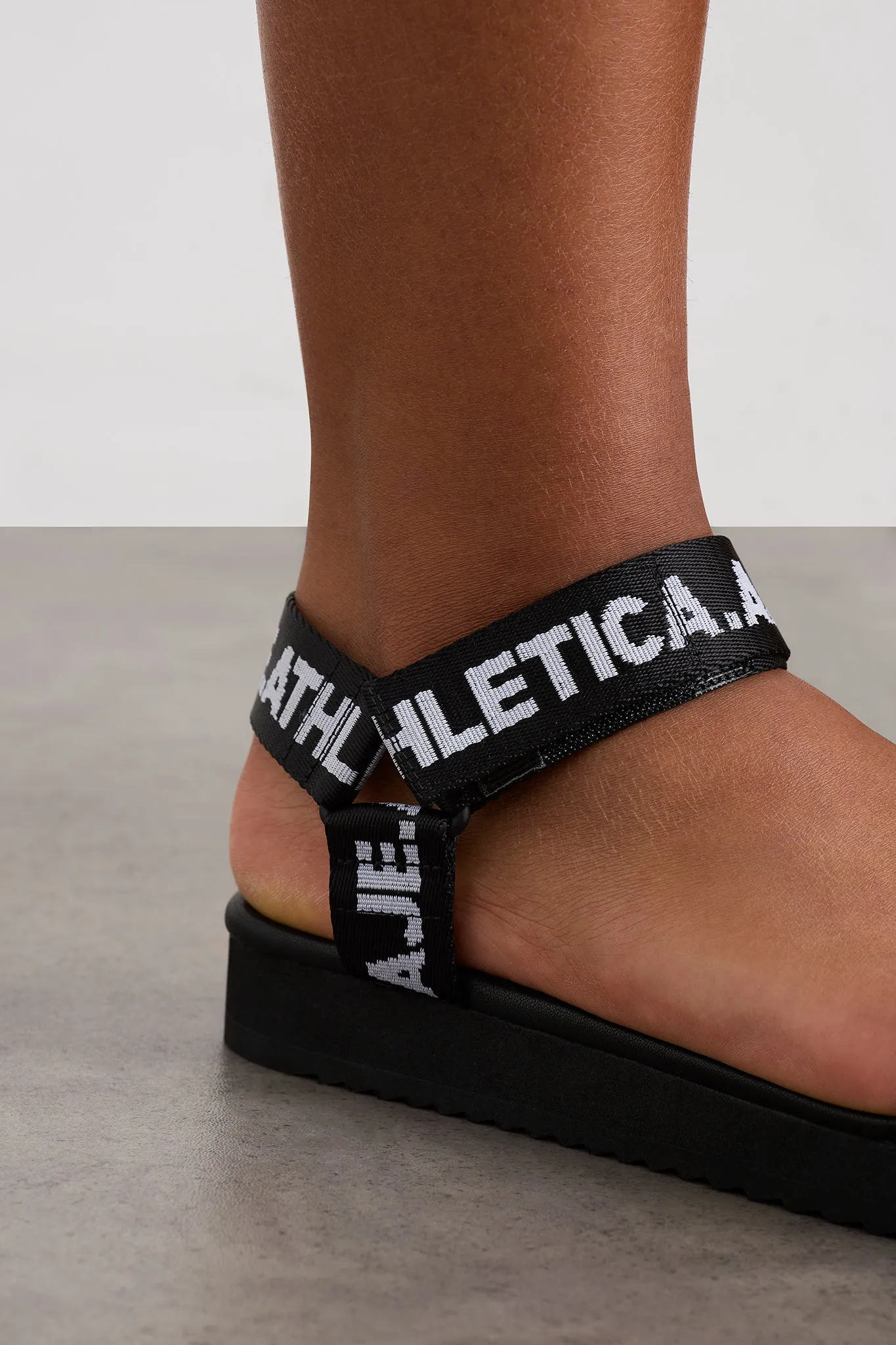 Bold Logo-Tape Black Sandal - Size 9 (917)