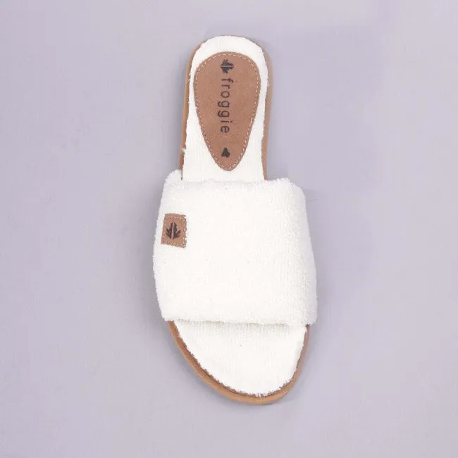 Flat Mule Sandal in Cream - 12398