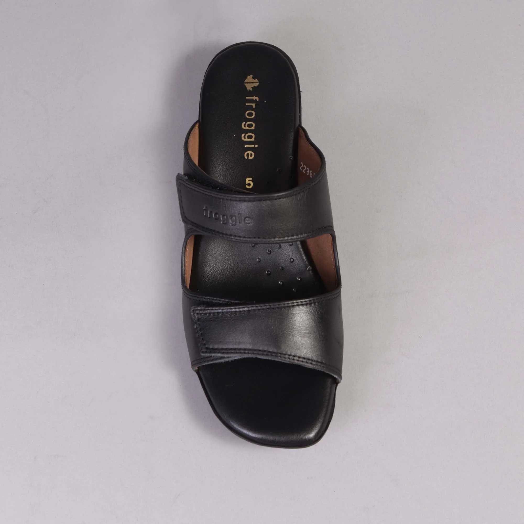 Mule Sandal in Black - 12557