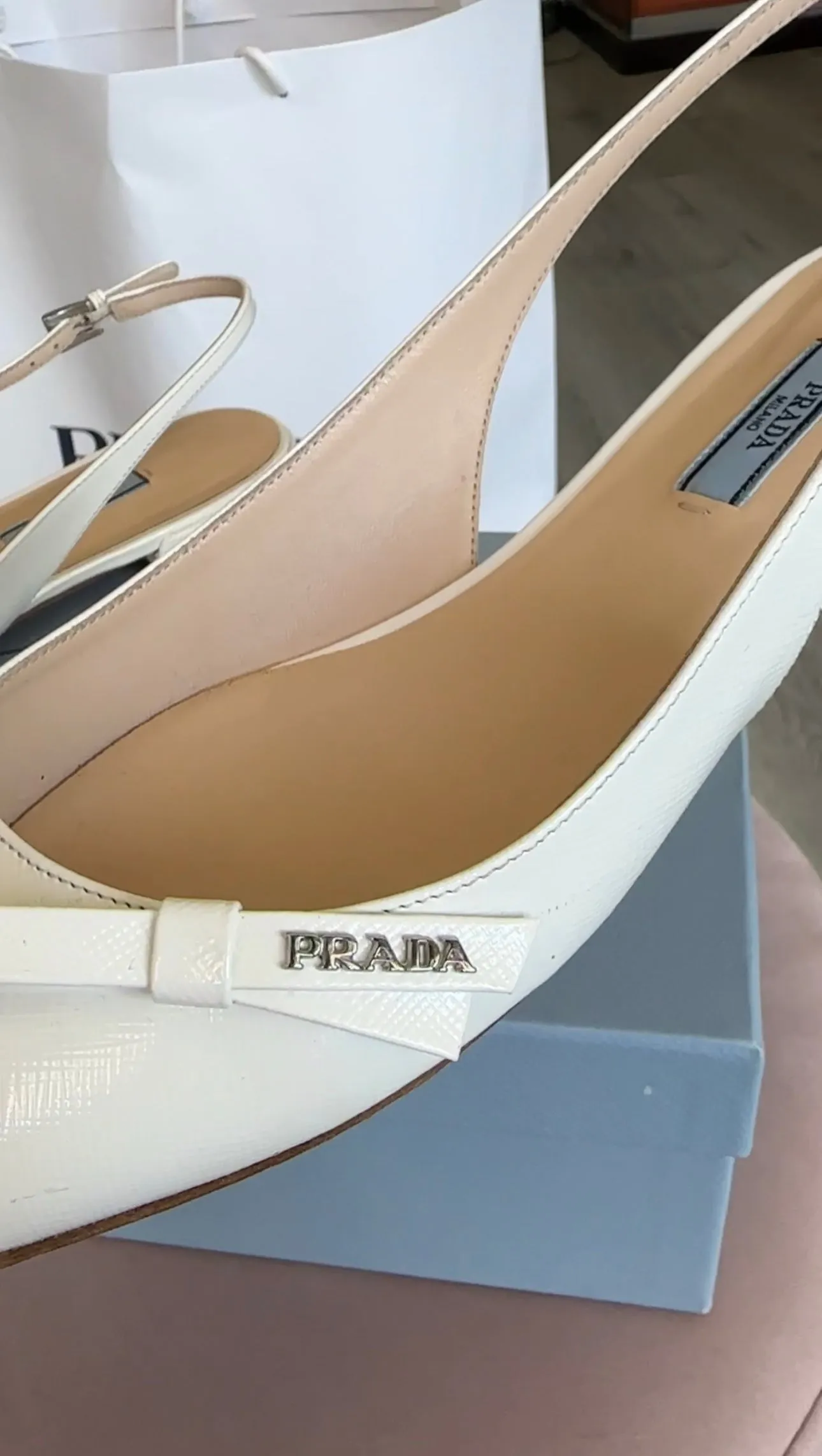 Prada White Shiny Saffiano Leather Bow Accent Slingback Pointed Flats - 40
